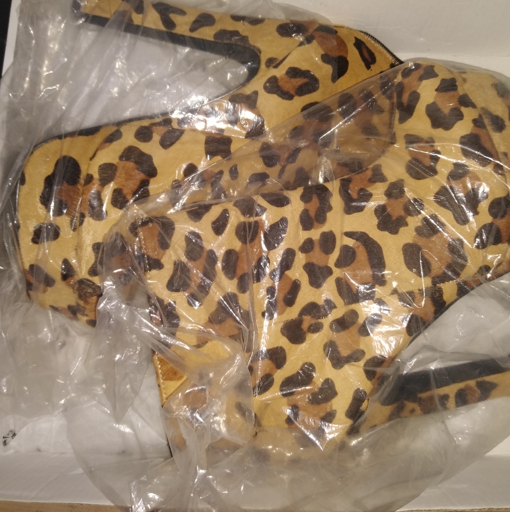 Colin Stuart leopard booties - Picture 3 of 4